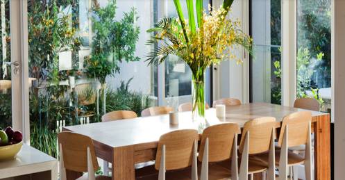 refined glamour and understated elegance